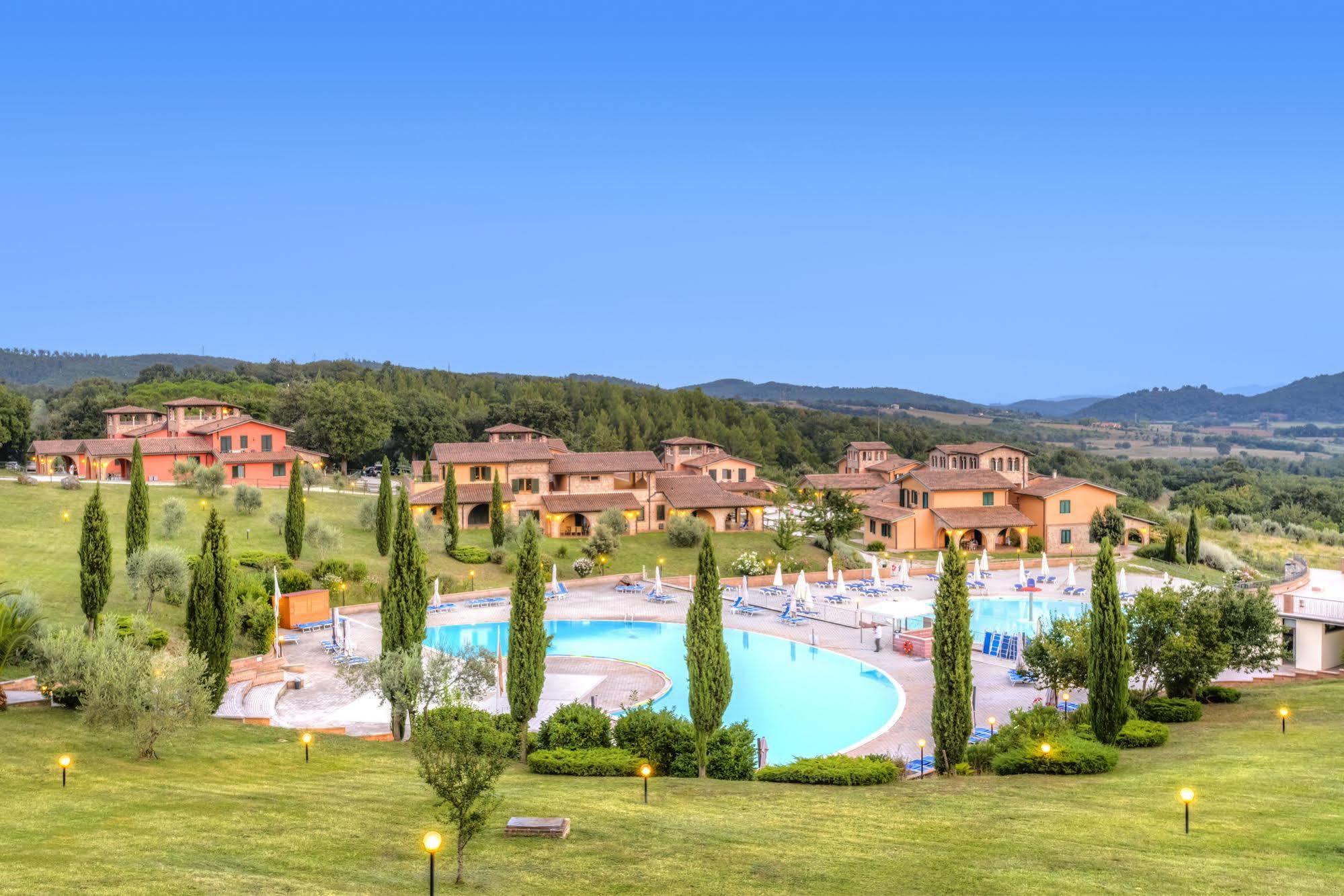 Pian Dei Mucini Resort Il Borgo Massa Marittima Exterior photo